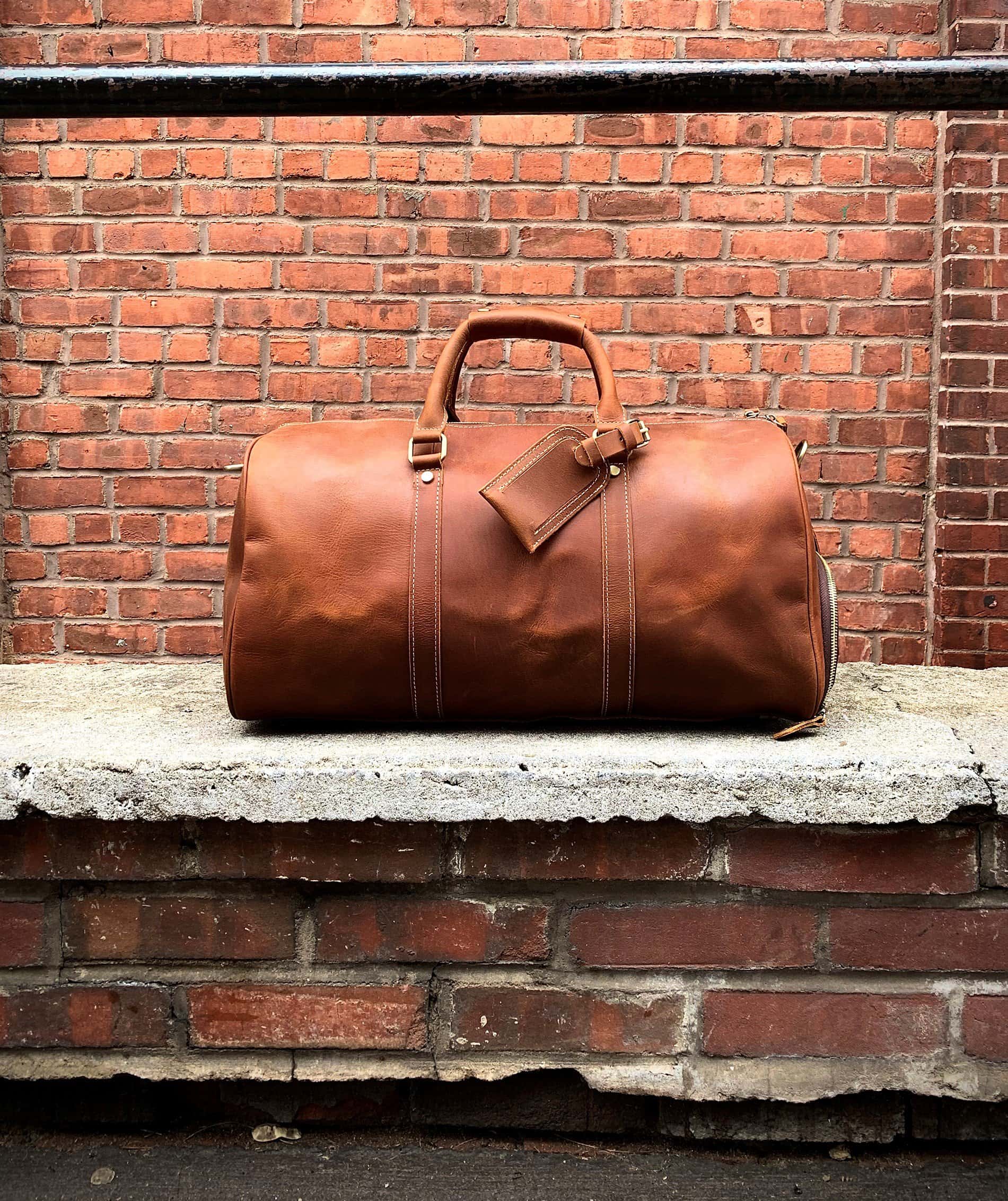 Dagny Leather Weekender Duffle Bag made of premium crazy horse leather with spacious compartments and removable shoulder strap