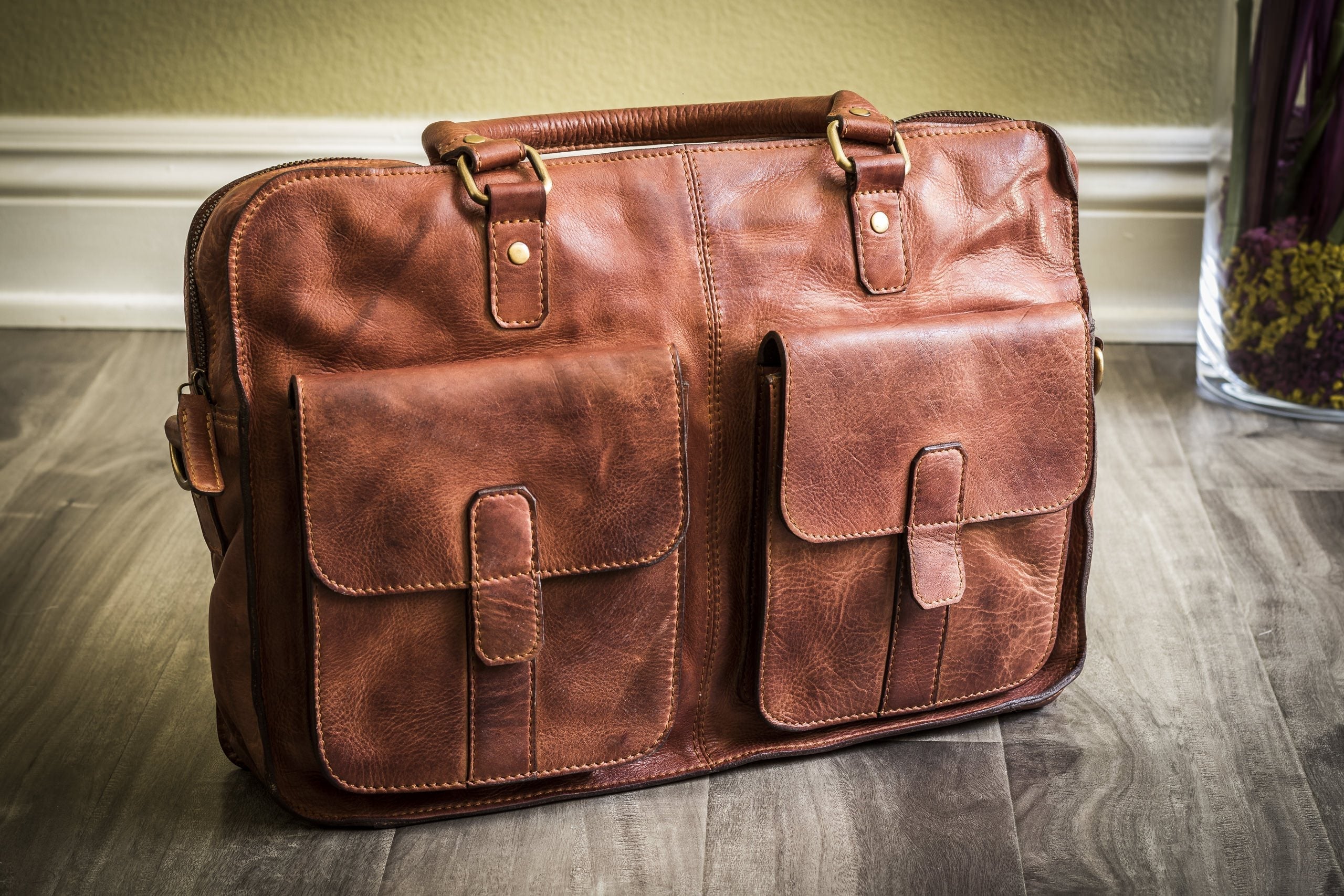 Kiko Commuter Briefcase genuine washed leather messenger bag with laptop sleeve and external pockets