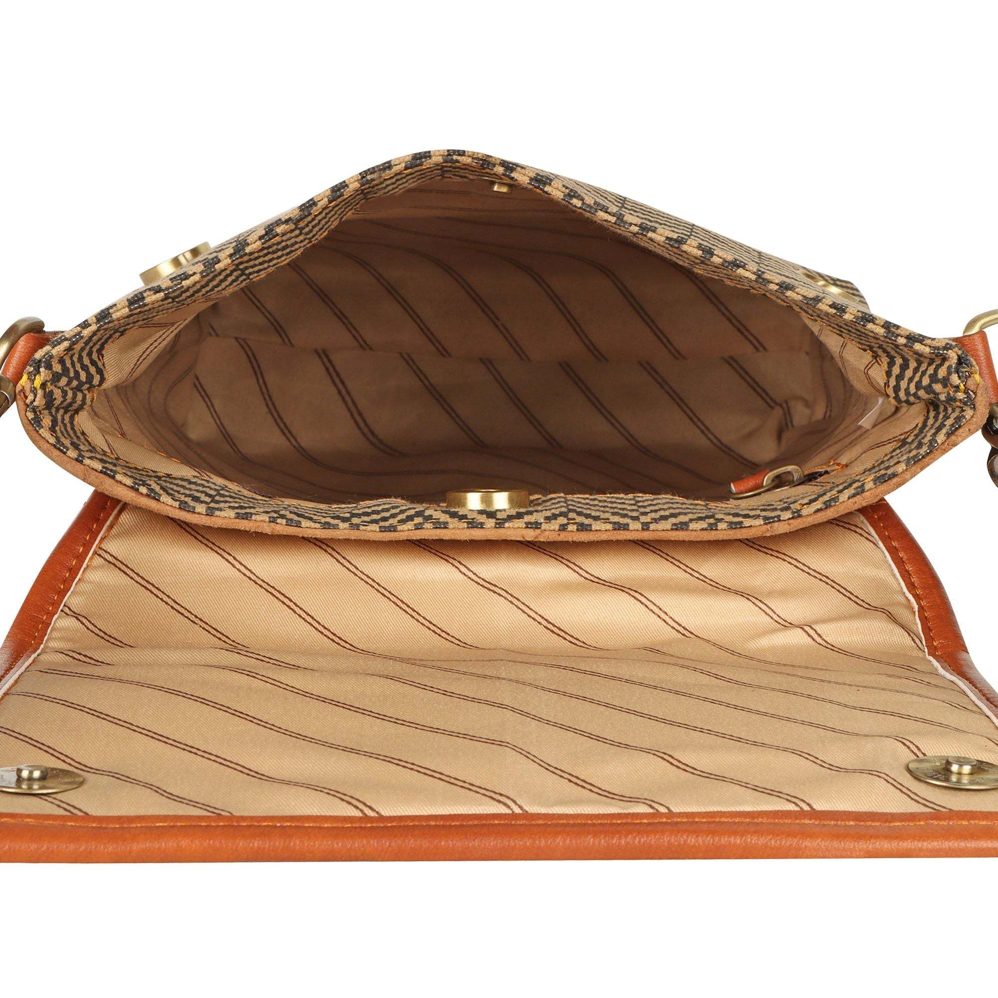 Vaan & Co Cavalier Crossbody Bag in herringbone upcycled leather with top closure and sustainable design