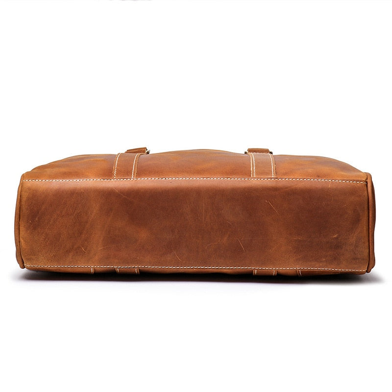 vintage leather briefcase Bjorn in premium crazy horse leather with adjustable shoulder strap and laptop compartment
