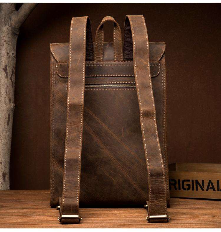 Vintage Leather Backpack in brown Crazy Horse leather, with stitched straps and zippered rear compartments